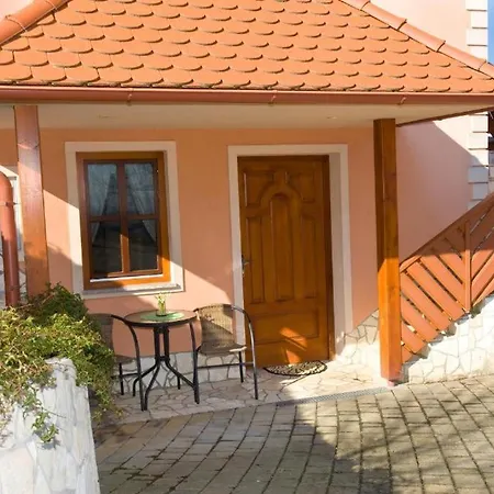 Planinca -hisa Z Razgledom * Smarje pri Jelsah