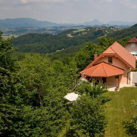 Planinca -hisa Z Razgledom Apartman Šmarje pri Jelšah