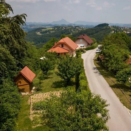 Planinca -hisa Z Razgledom Apartman Šmarje pri Jelšah
