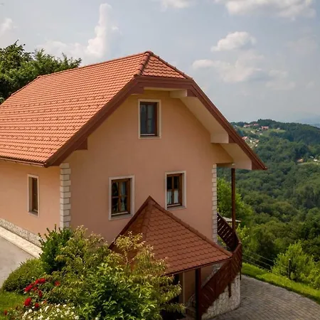 Planinca -hisa Z Razgledom Апартаменты