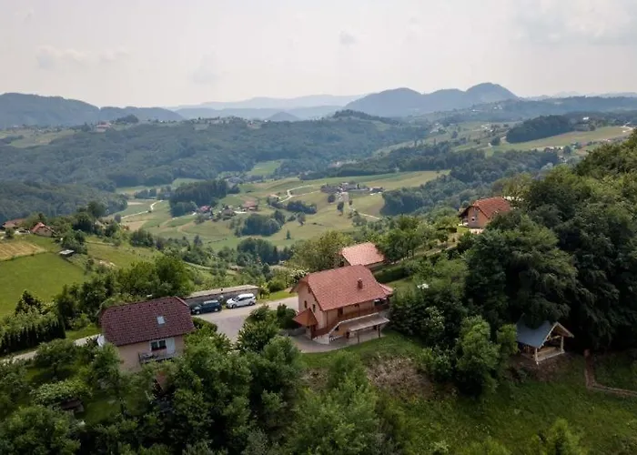 Planinca -hisa Z Razgledom *