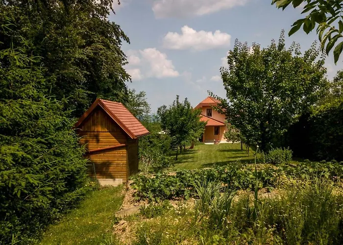 Planinca -hisa Z Razgledom * Smarje pri Jelsah