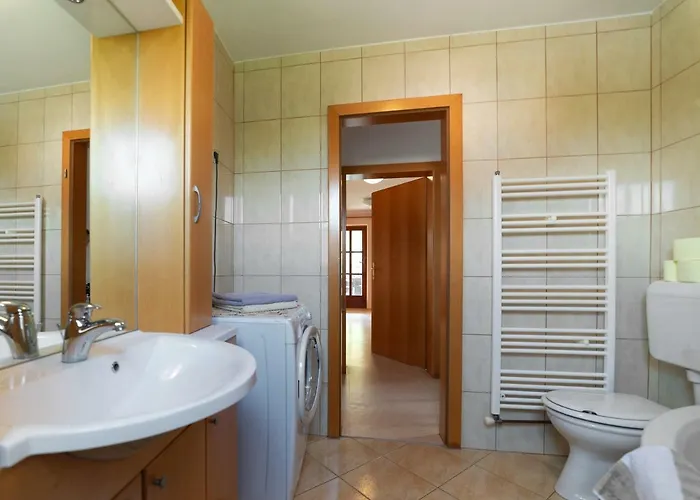 Planinca -hisa Z Razgledom *